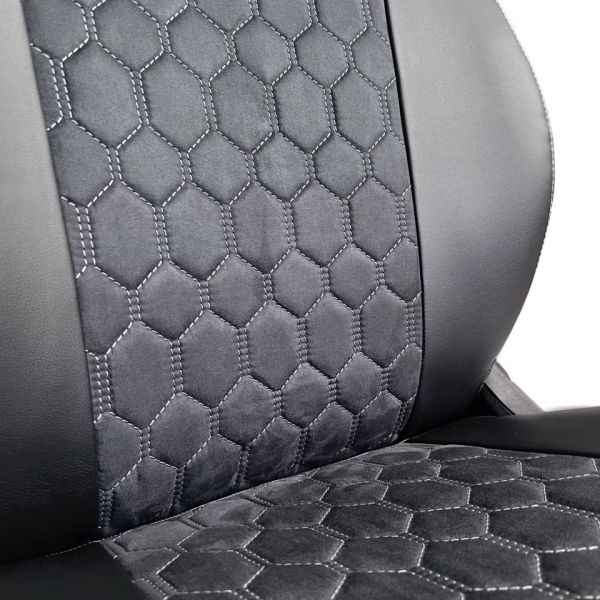 Чехлы Алькантара на Renault Duster 2015-2021 г.в. Чехлы Алькантара на Renault Duster 2015-2021 г.в.